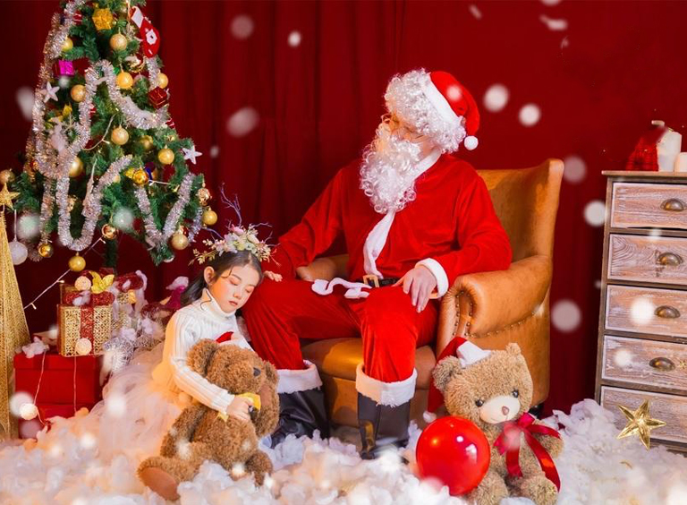 國外的長輩們是如何與孩子們建立圣誕節的傳統的
