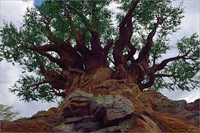 如何設計仿真樹來大程度的融入城市景觀？