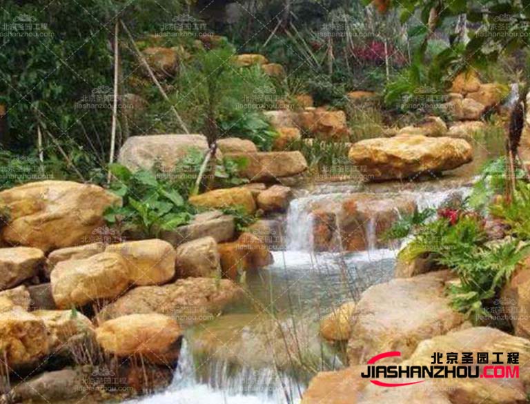 現在的假山的好處多多但是大家知道塑石假山有哪些需要注意的嗎