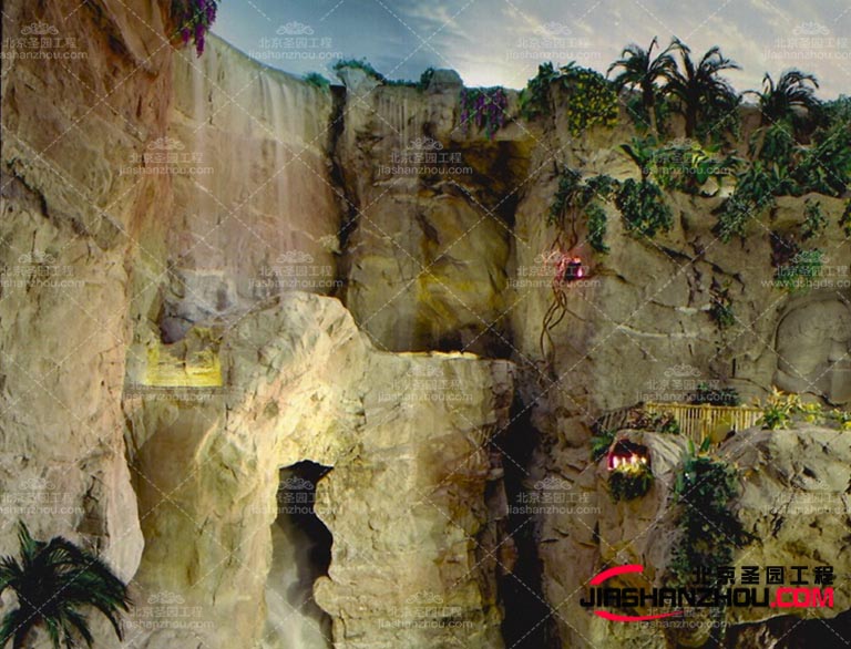 消費者在購買塑石假山時也需要注意質量問題不同廠家不同材質