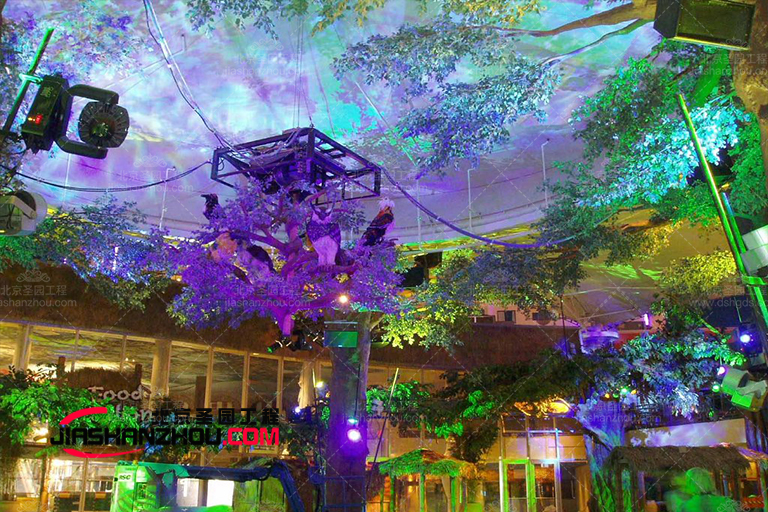 湖南仿真樹秋日餐廳的溫柔時光仿佛被萬圣節小靈吻了嘴角