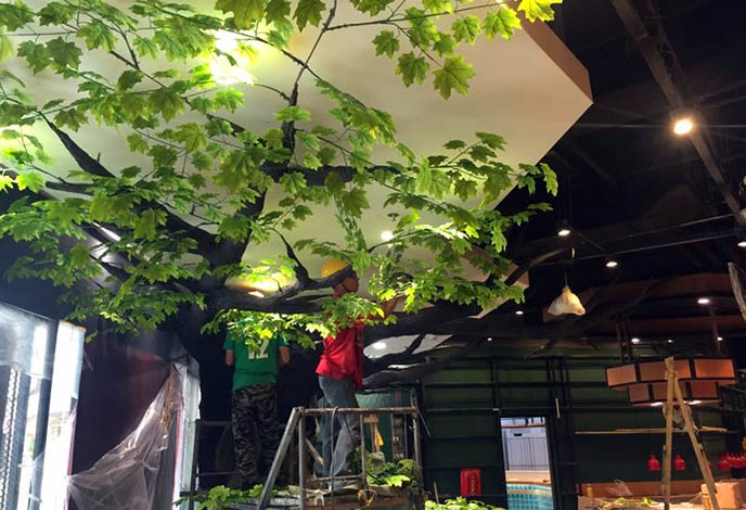 仿真樹包柱子.jpg 仿真樹包柱子