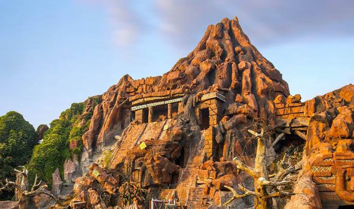 塑石假山制作.jpeg 塑石假山制作