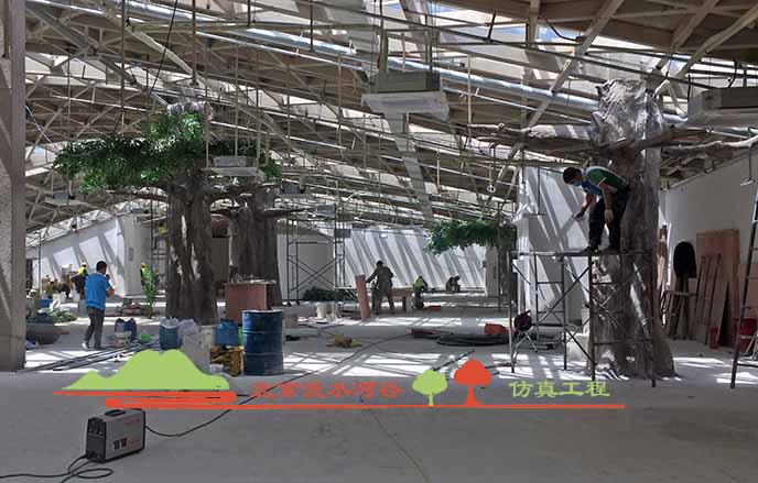 玻璃鋼仿真樹.jpg 玻璃鋼仿真樹