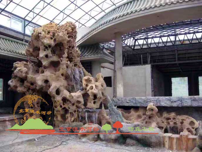 仿真太湖石.jpg 仿真太湖石