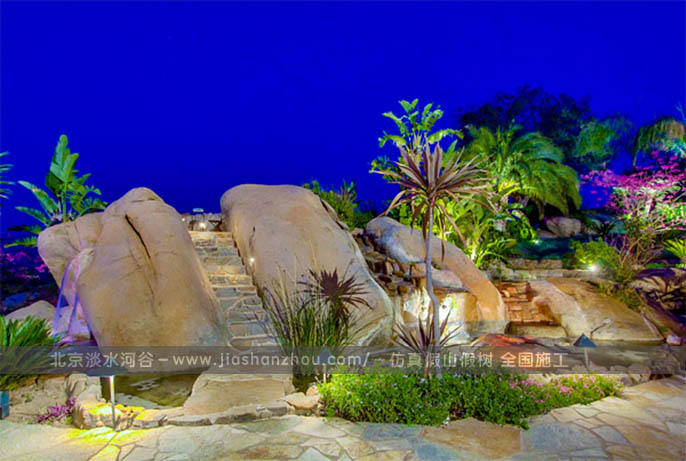 塑石假山.jpg 塑石假山