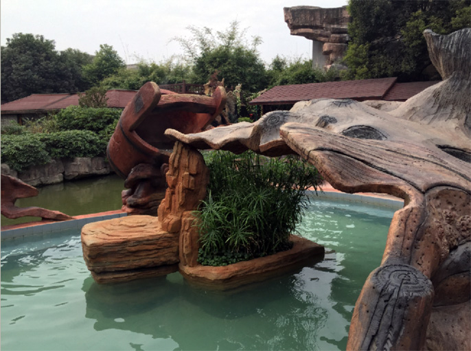 水泥假山假樹(shù).jpg 水泥假山假樹(shù)