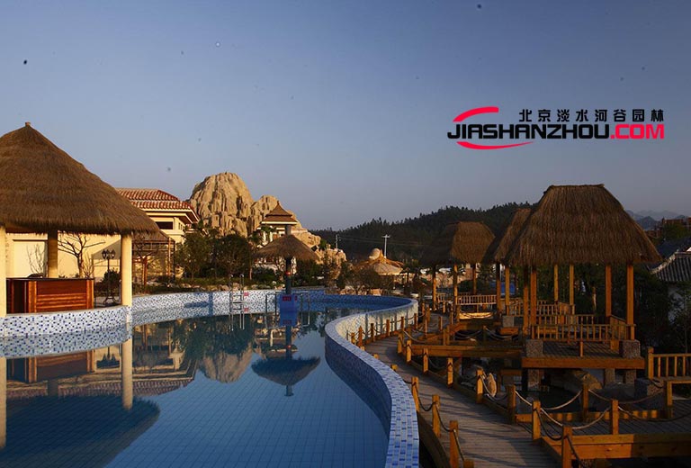 塑石假山圖片.jpg 塑石假山圖片