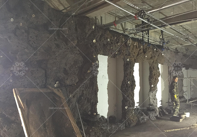 原始山洞裝修風格.jpg 原始山洞裝修風格