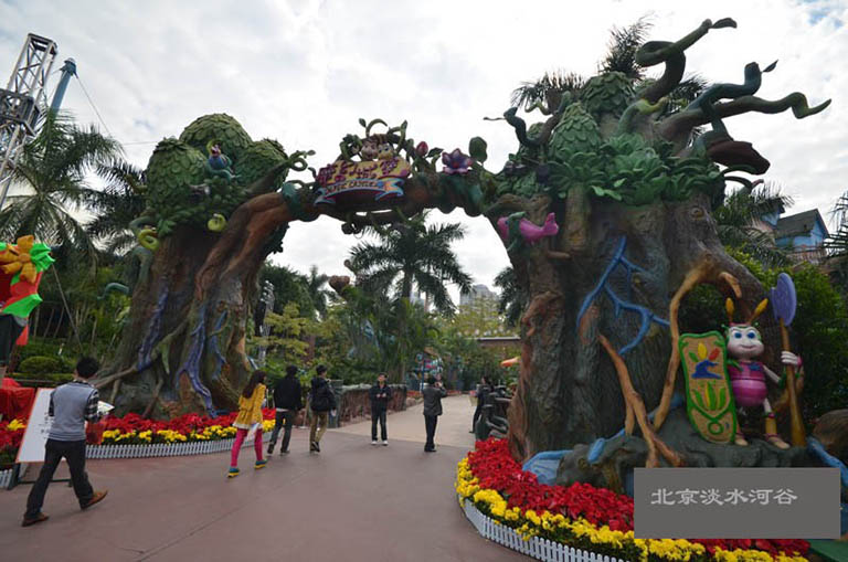 仿真樹生態景觀大門.jpg 仿真樹生態景觀大門