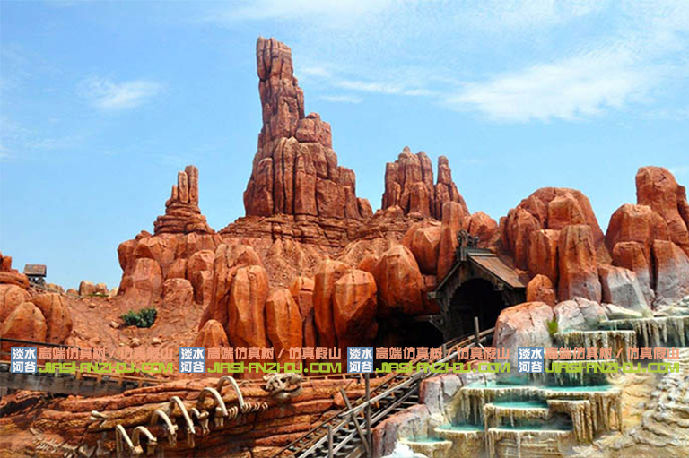 水泥假山.jpg 水泥假山