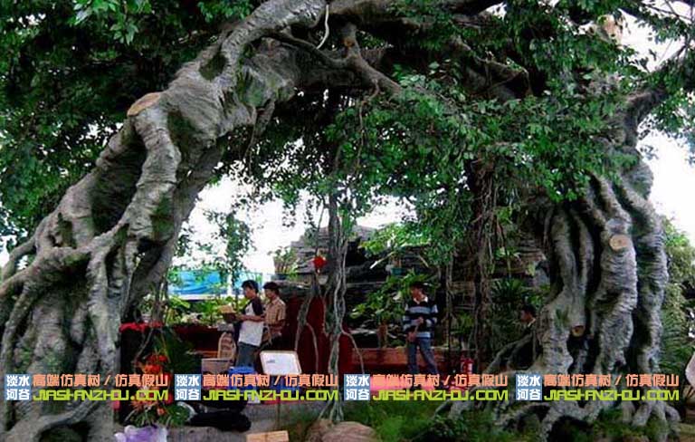 仿真大樹.jpg 仿真大樹