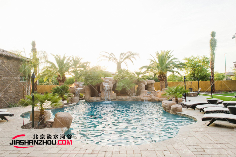 塑石假山.jpg 塑石假山