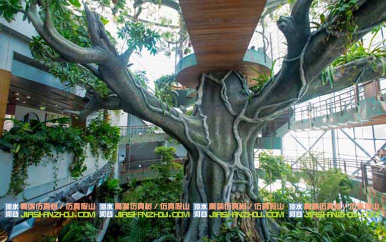 室外假樹.jpg 室外假樹