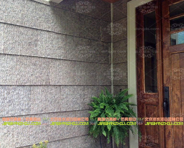 仿真樹皮房.jpg 仿真樹皮房