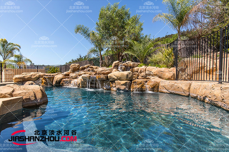 水泥直塑tcp假山.jpg 水泥直塑tcp假山