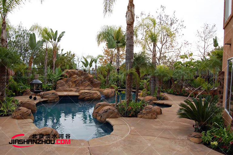 塑石假山.jpg 塑石假山