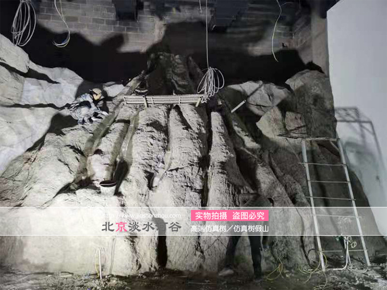 大型仿真火山.jpg 大型仿真火山