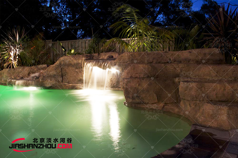 塑石假山.jpg 塑石假山