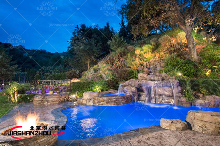 塑石假山.jpg 塑石假山