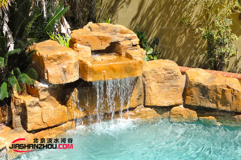 塑石假山.jpg 塑石假山