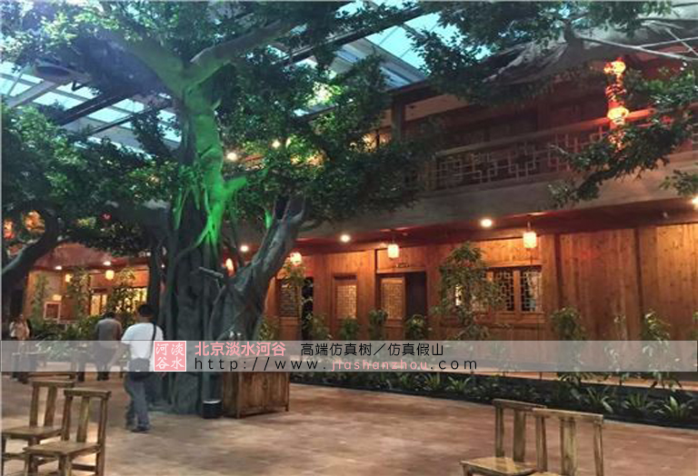 室內假樹造型裝飾