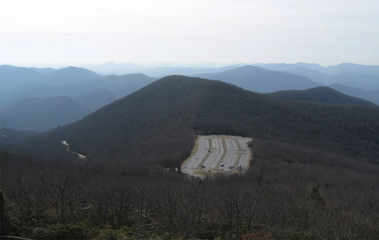 布萊斯維爾,黃銅鎮禿頭.jpg 布萊斯維爾,黃銅鎮禿頭