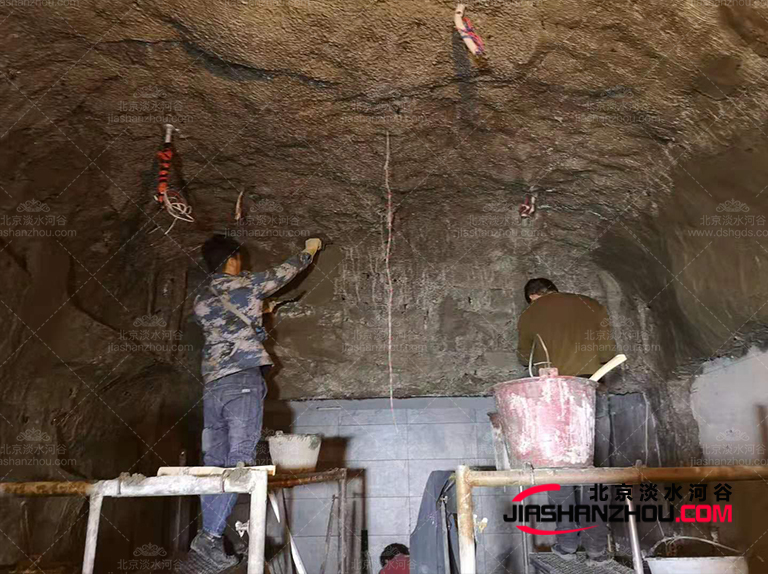 人造洞穴風格餐廳.jpg 人造洞穴風格餐廳