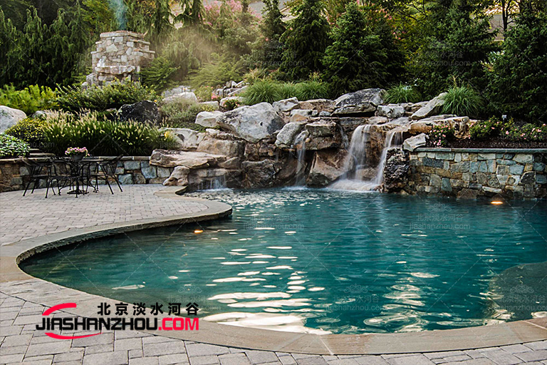 塑石假山.jpg 塑石假山