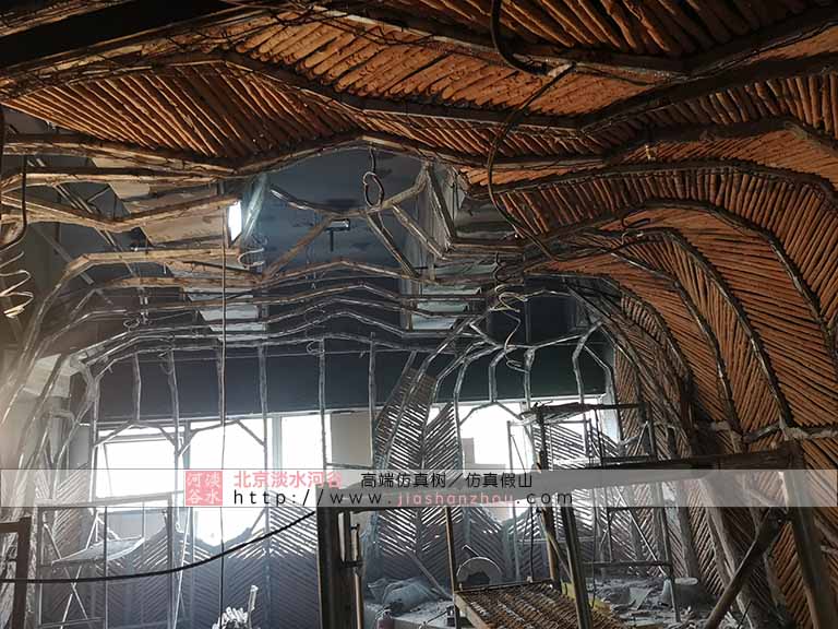 木質(zhì)仿洞穴酒店.jpeg 木質(zhì)仿洞穴酒店