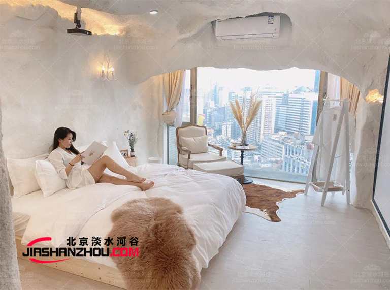 仿真鹽洞轟趴館.jpg 仿真鹽洞轟趴館