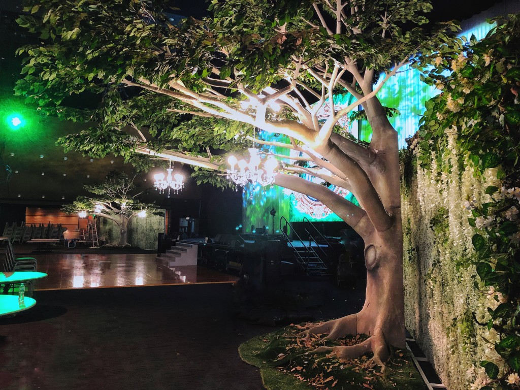 仿真榕樹.jpg 仿真榕樹