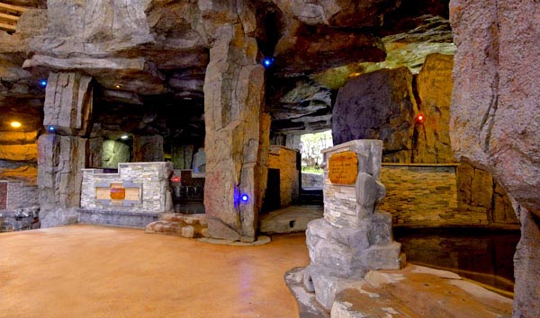 人造洞穴.jpg 人造洞穴