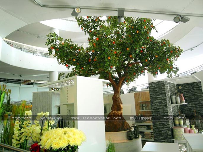 仿真假樹.jpg 仿真假樹