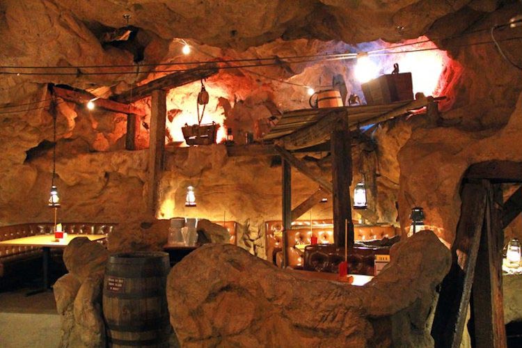 山洞咖啡廳.jpg 山洞咖啡廳