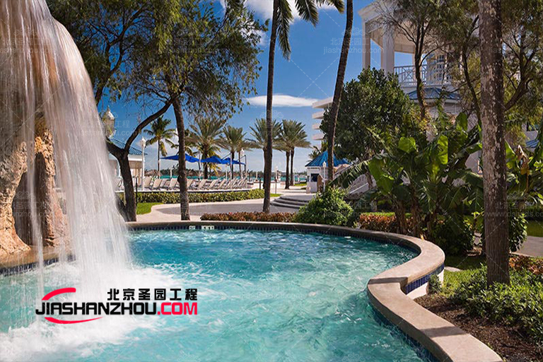 塑石假山水池.jpg 塑石假山水池