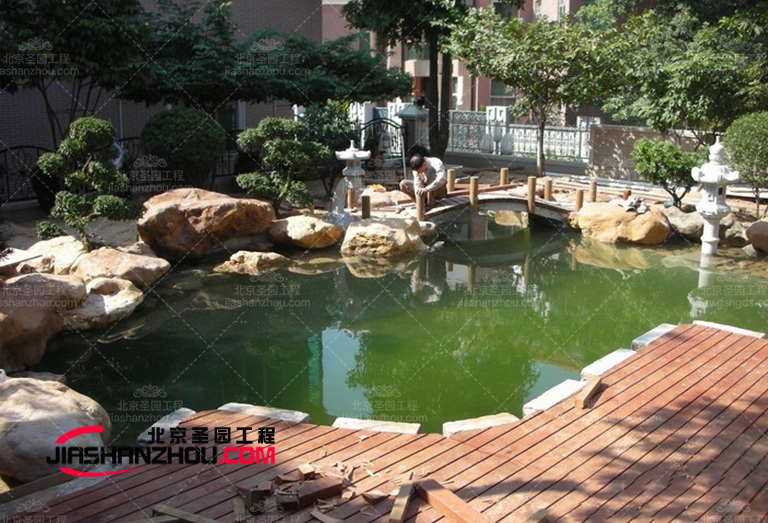 塑石假山.jpg 塑石假山