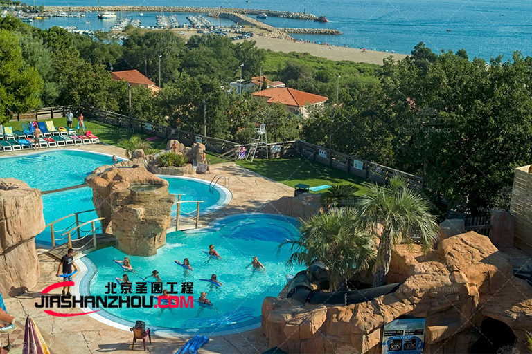 塑石假山.jpg 塑石假山