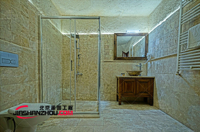 洞穴酒店.jpg 洞穴酒店