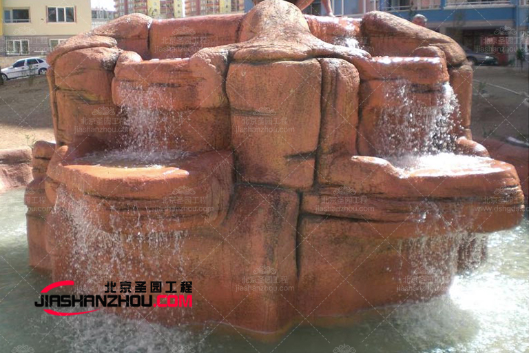 塑石假山.jpg 塑石假山