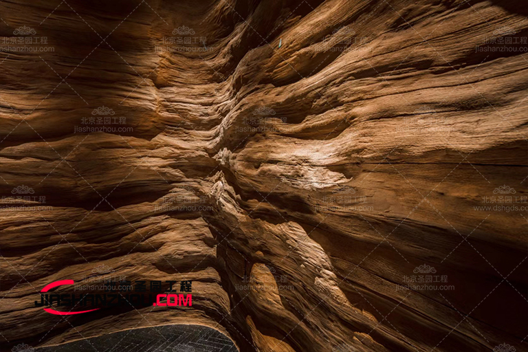 山洞主題餐廳.jpg 山洞主題餐廳