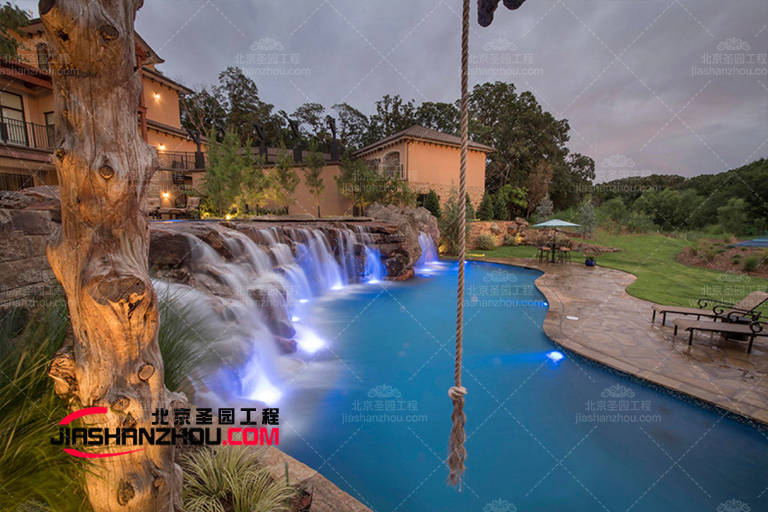 塑石假山.jpg 塑石假山