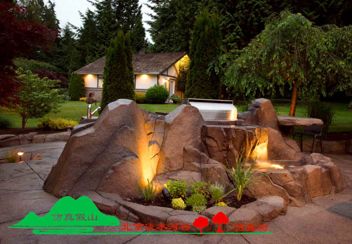 水泥假山.jpg 水泥假山.jpg