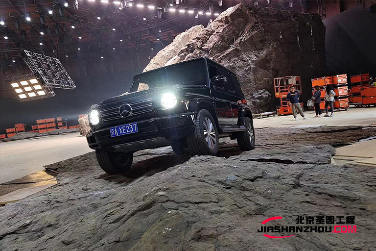 塑石假山.jpg 塑石假山