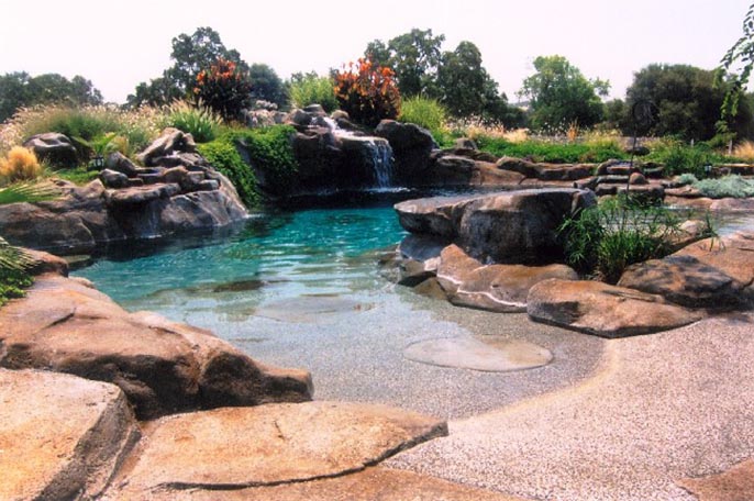 塑石假山.jpg 塑石假山.jpg