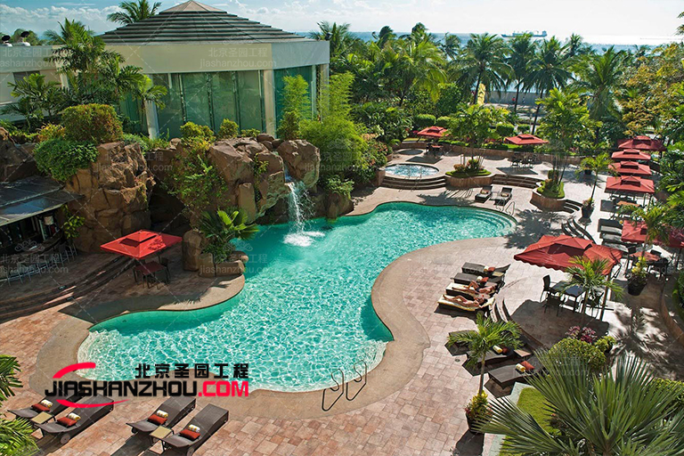 水泥假山.jpg 水泥假山.jpg