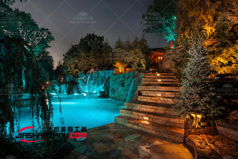 塑石假山.jpg 塑石假山.jpg