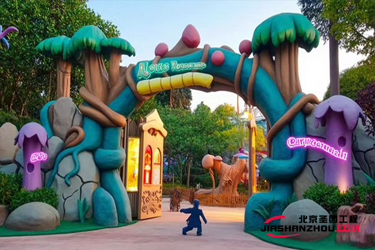 仿真樹(shù)大門(mén).jpg 仿真樹(shù)大門(mén).jpg