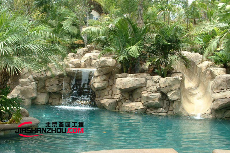 水泥假山.jpg 水泥假山.jpg